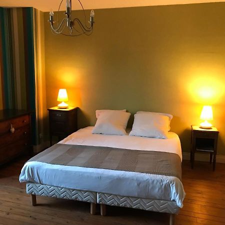 Un Jardin Dans La Ville Bed & Breakfast Chalons-en-Champagne Exterior photo